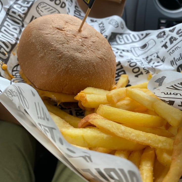 photo of The Goodburger Food Truck The Classic shared by @hannahjtan on  21 Jun 2021 - review