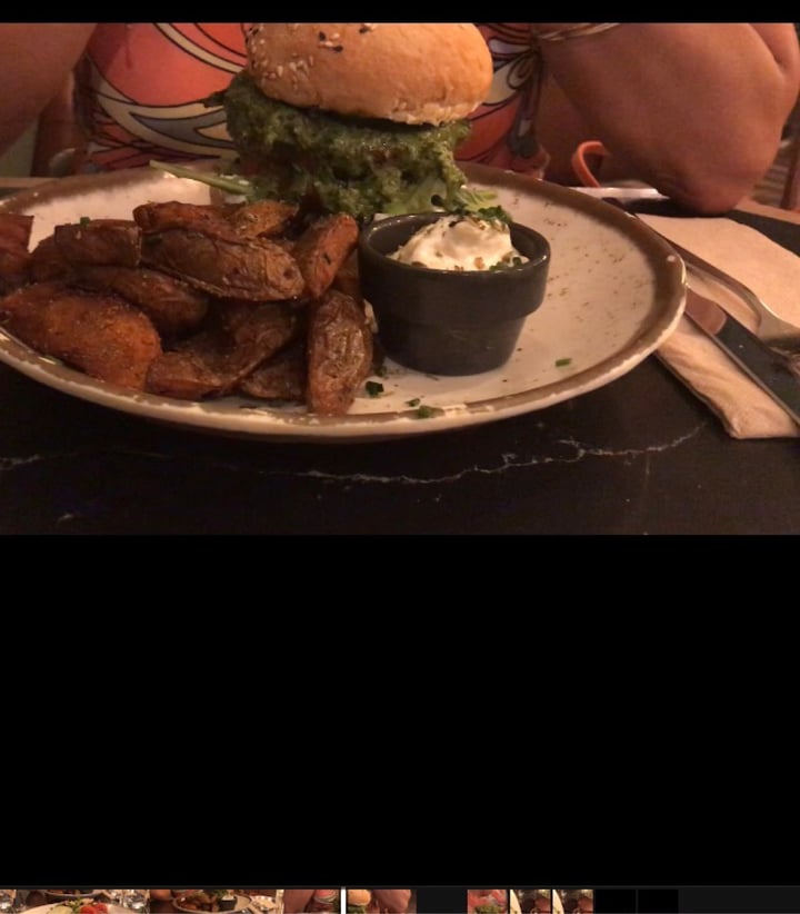 review photo of The Green Affair Moving mountains burger with pesto shared by @vegandumbo on 16 Jul 2020 - review