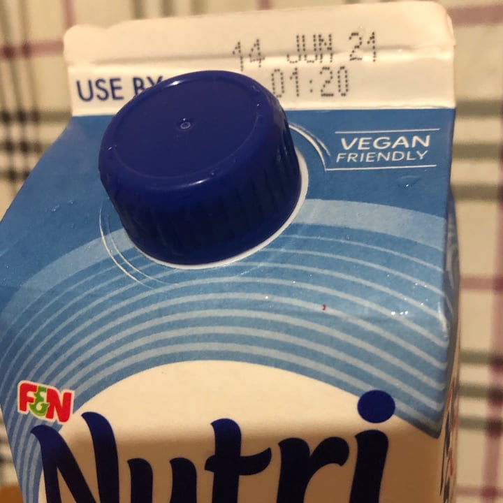 review photo of Nutrisoy Fresh Soya Milk with High Calcium Omega shared by @soy-orbison on 08 Jun 2021 - review