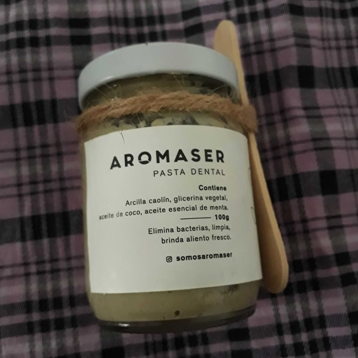 photo of Aromaser Pasta de dientes shared by @belenveggie on  10 Mar 2022 - review