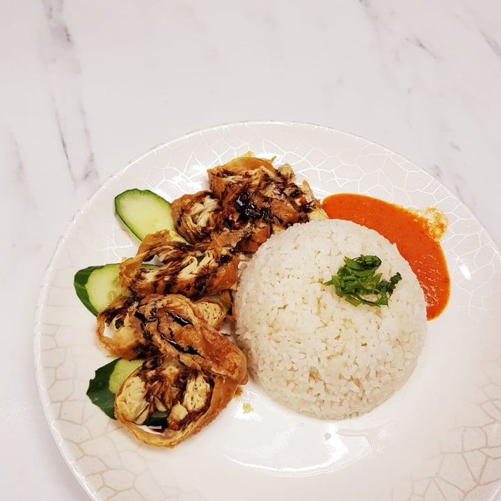 photo of Green Bliss Habitat Vegetarian chicken rice shared by @imgoodgirl on  26 Oct 2019 - review