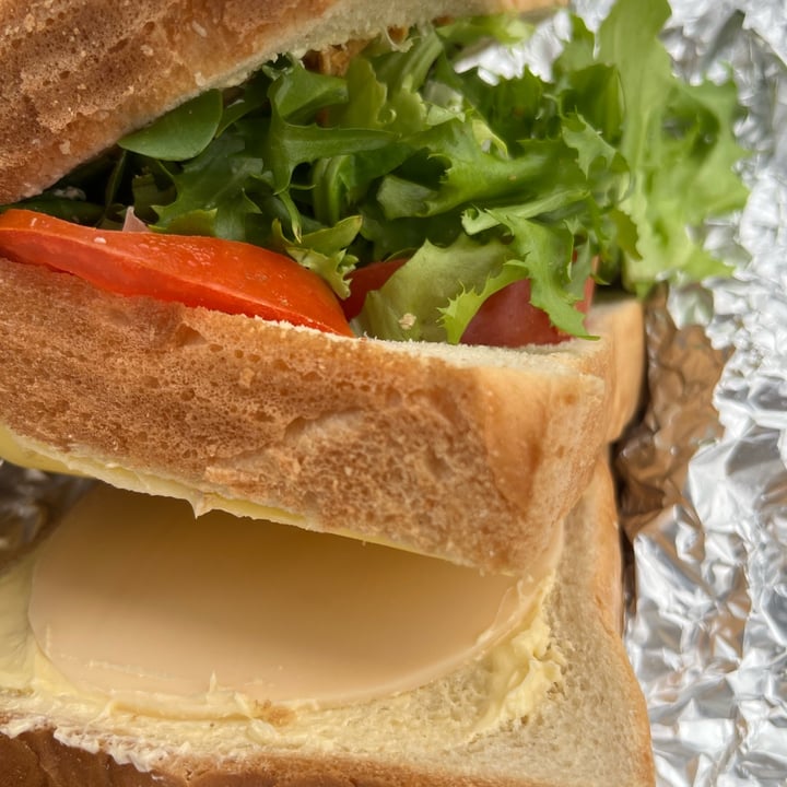 photo of Vegan Rock Sandwich de bacon shared by @veganni on  22 Mar 2022 - review