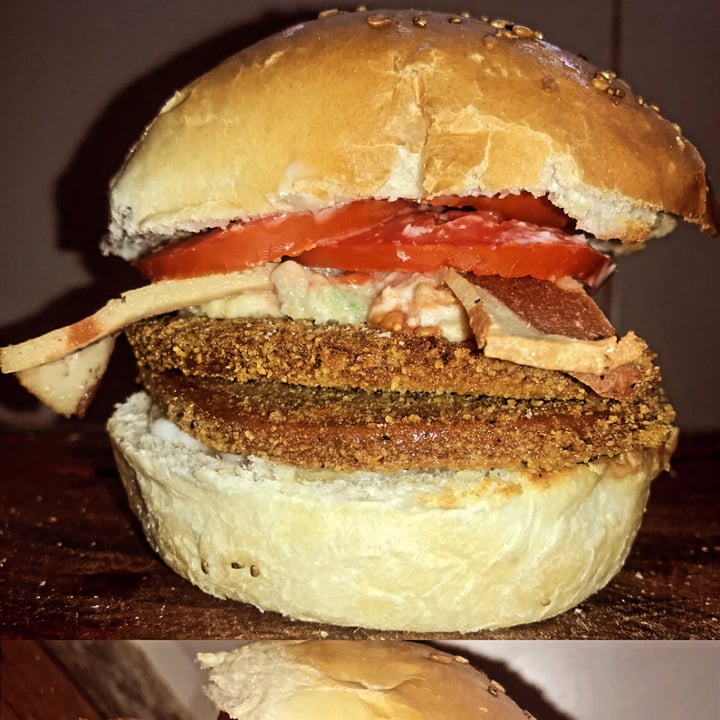 photo of CookingVegg Hamburguesa BLUE CHESSE shared by @cookingvegg on  23 Apr 2021 - review