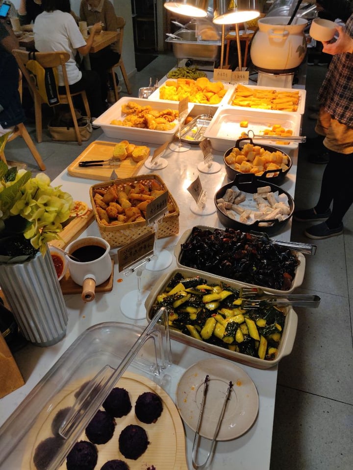 photo of Everyday 每日 Buffet shared by @hownowbrownkow on  02 May 2019 - review