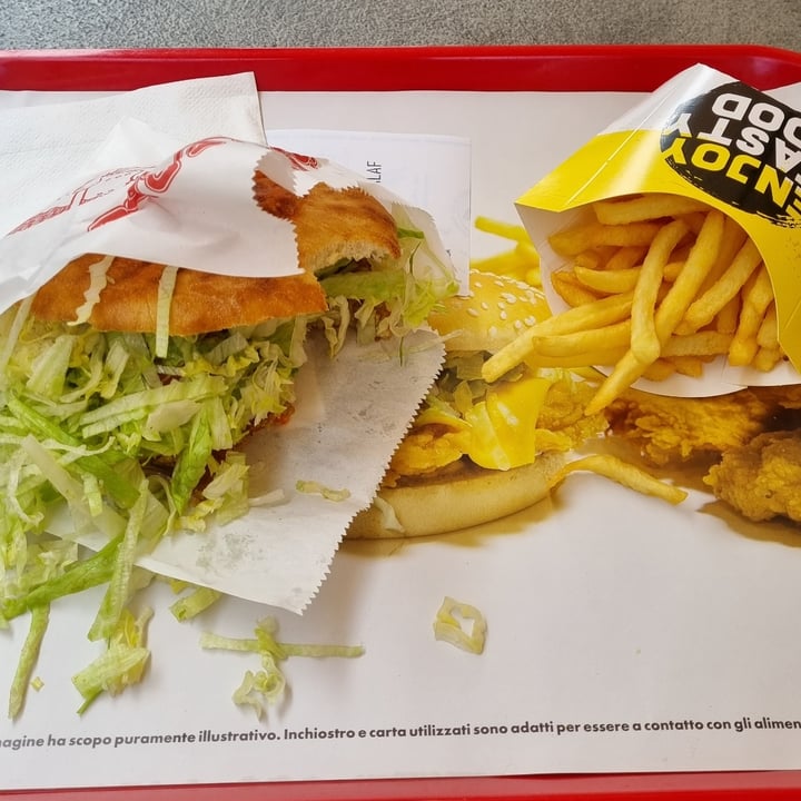 photo of Friendly fast food Menu Falafel shared by @dantr on  22 Apr 2022 - review