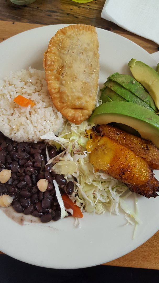 photo of República Empanada Restaurant Vegan platter shared by @ssterben on  12 Sep 2019 - review