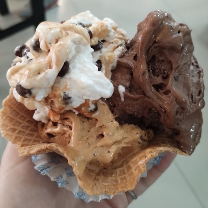 photo of Ainara helados capelina shared by @mikkkk on  04 Dec 2022 - review