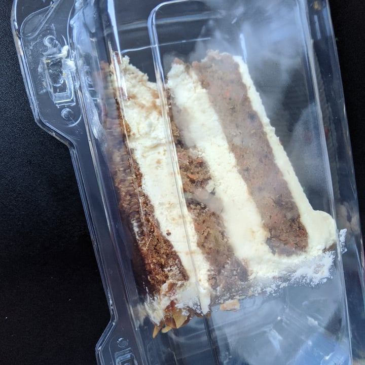 photo of Doomie's Home Cookin' Vegan carrot cake shared by @vegohvegan on  07 Aug 2020 - review
