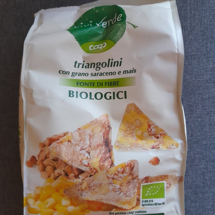 review photo of Vivi Verde Coop Triangolini con grano saraceno e mais shared by @alealeveg on 14 Jun 2022 - review