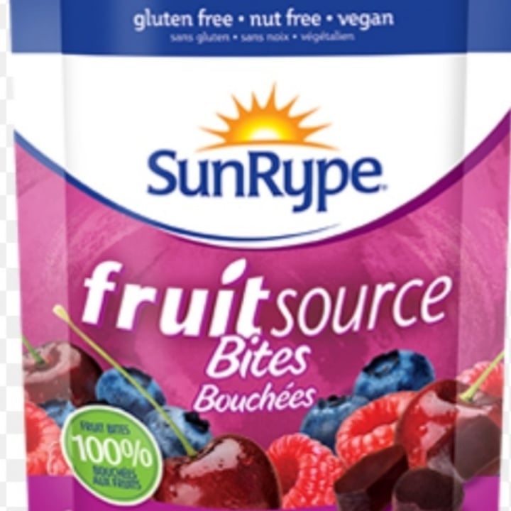 review photo of Sun-Rype Fruit Source Mixed Berry Bites shared by @laurentripp on 22 Jun 2021 - review