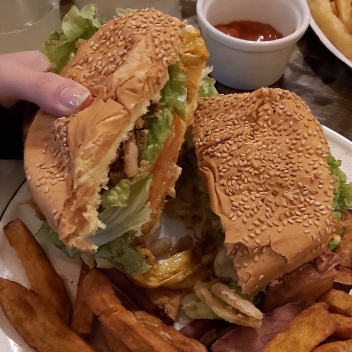 photo of SHIPIBO Bistro Amazonico Sándwich bacco shared by @deniseroales on  04 Sep 2021 - review