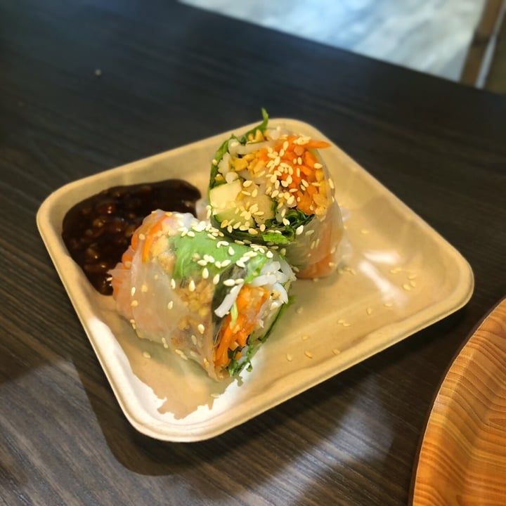 photo of The Kind Bowl Summer Roll shared by @sutris on  08 Dec 2021 - review