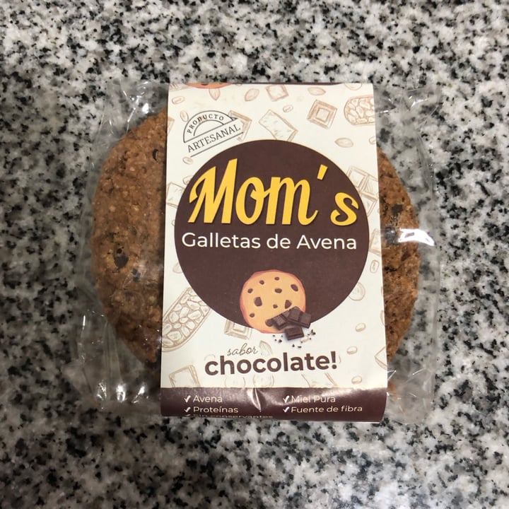 photo of Mom's galleta de avena sabor chocolate shared by @lulymiranda on  17 May 2022 - review