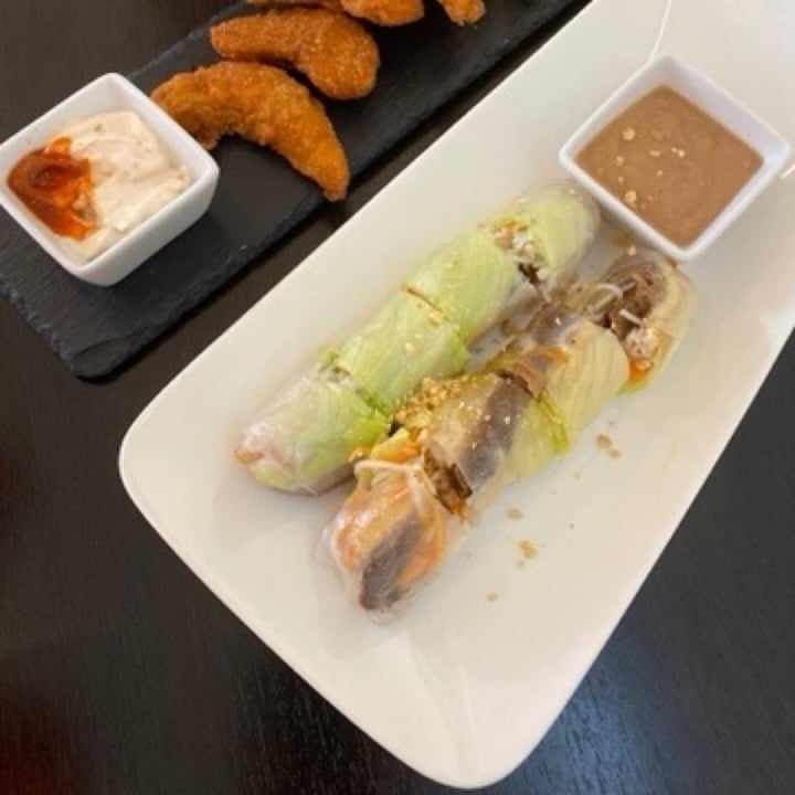 photo of Loving Hut Summer Rolls & Spring Rolls shared by @hindu on  12 Jul 2020 - review