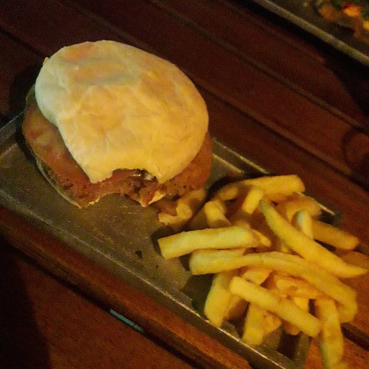 review photo of El Club de la Milanesa Parque Leloir Notmila shared by @luciaceleste on 10 Mar 2022 - review