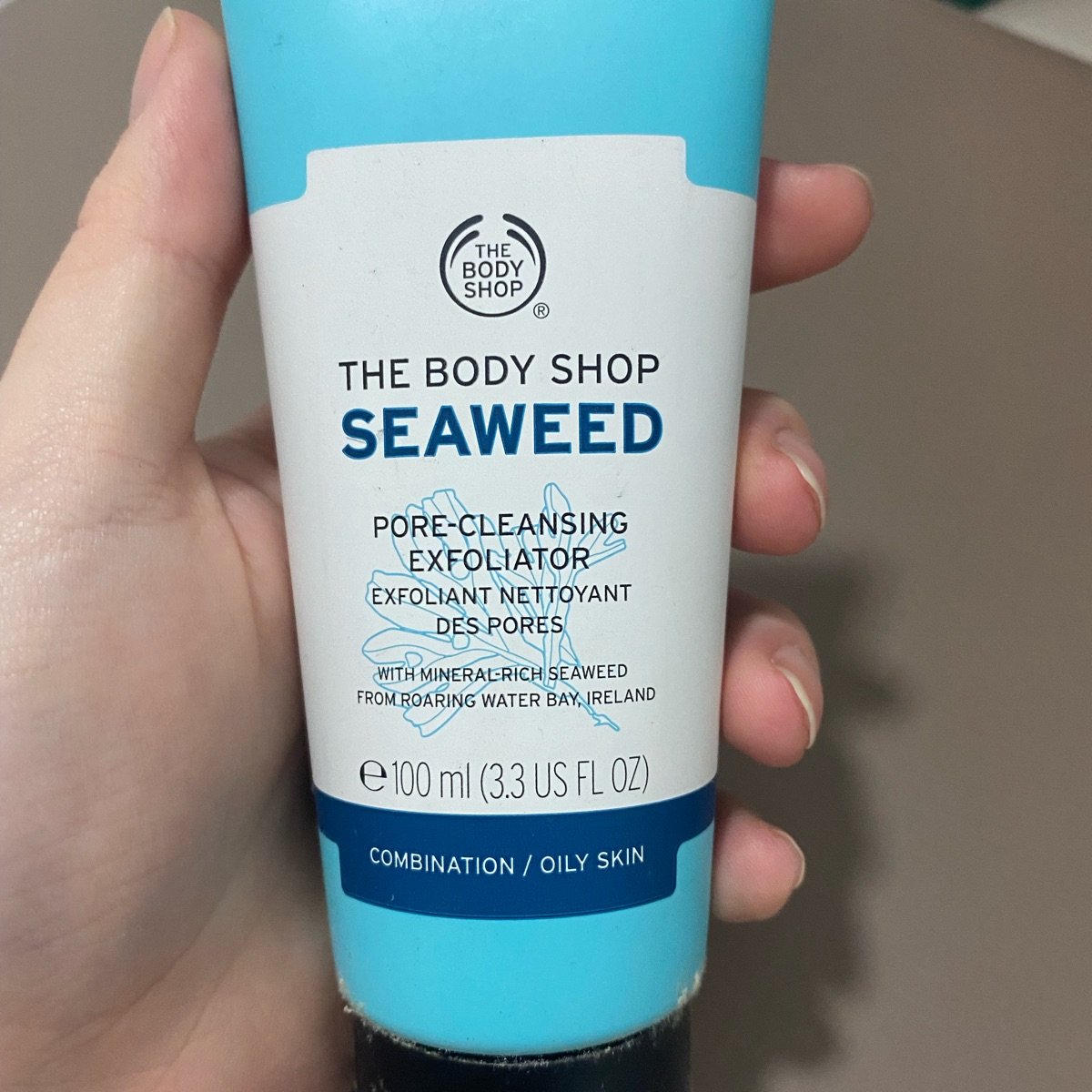 The Body Shop seaweed Pore Cleansing Exfoliator Reviews abillion