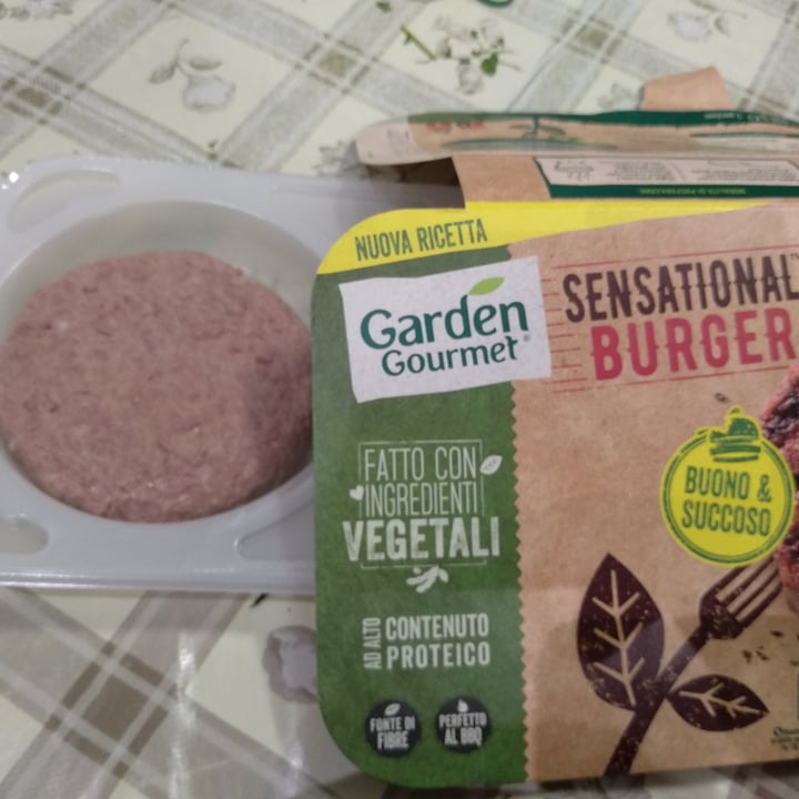 photo of Garden Gourmet Delicius burger shared by @martinaloi on  10 Apr 2022 - review