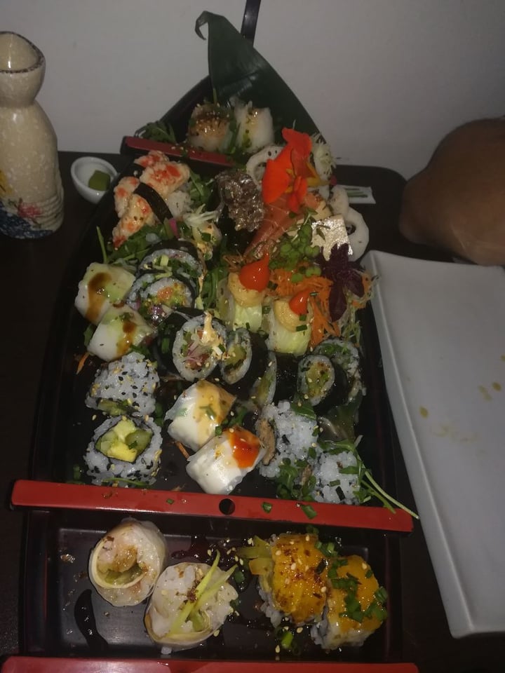 photo of Legumi Sushi Vegan Pontes de Monet shared by @catia on  04 Dec 2019 - review