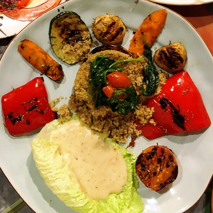 photo of Cafe Galeria House of Wonders Quinoa Con Verduras shared by @scandreu on  19 Sep 2020 - review