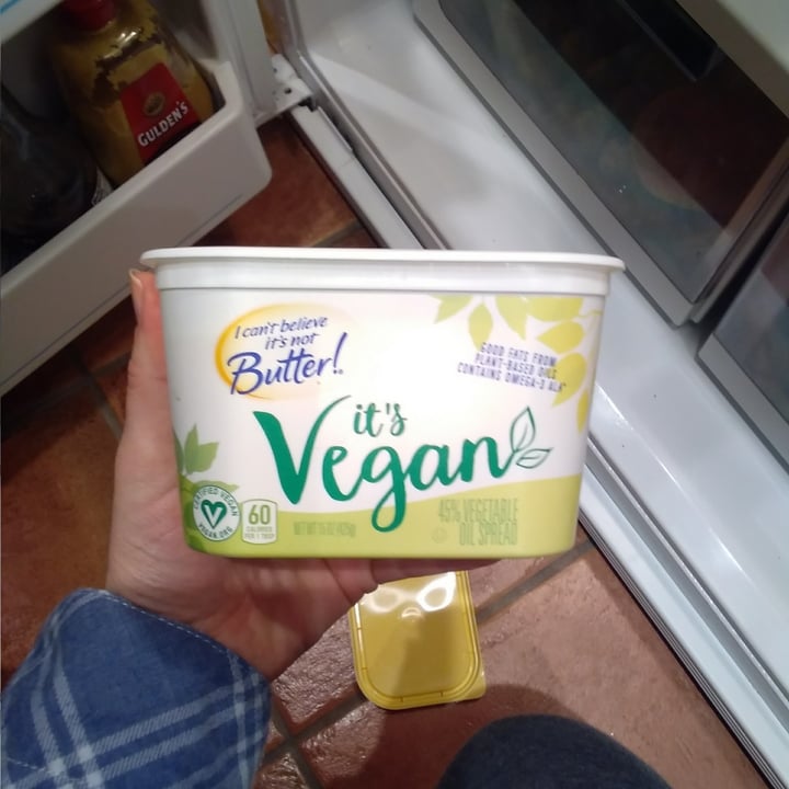 photo of I Can't Believe It's Not Butter! I Cant Believe Its Not Butter! It’s Vegan (45% Vegetable Oil Spread) shared by @tcrock33 on  01 Jan 2021 - review