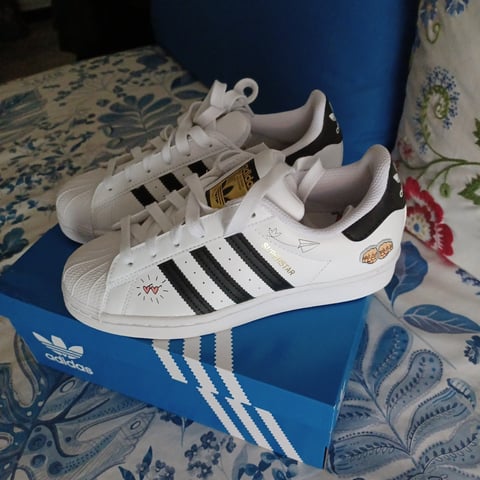 Adidas hotsell superstar leggere