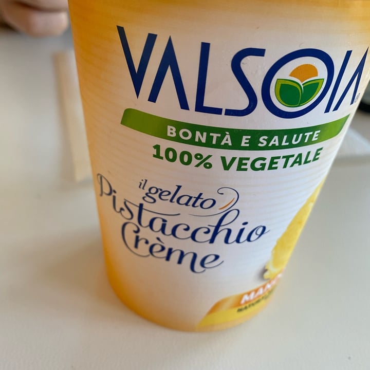review photo of Valsoia il Gelato al pistachio e crema Mandorla shared by @rebigotta on 01 May 2022 - review
