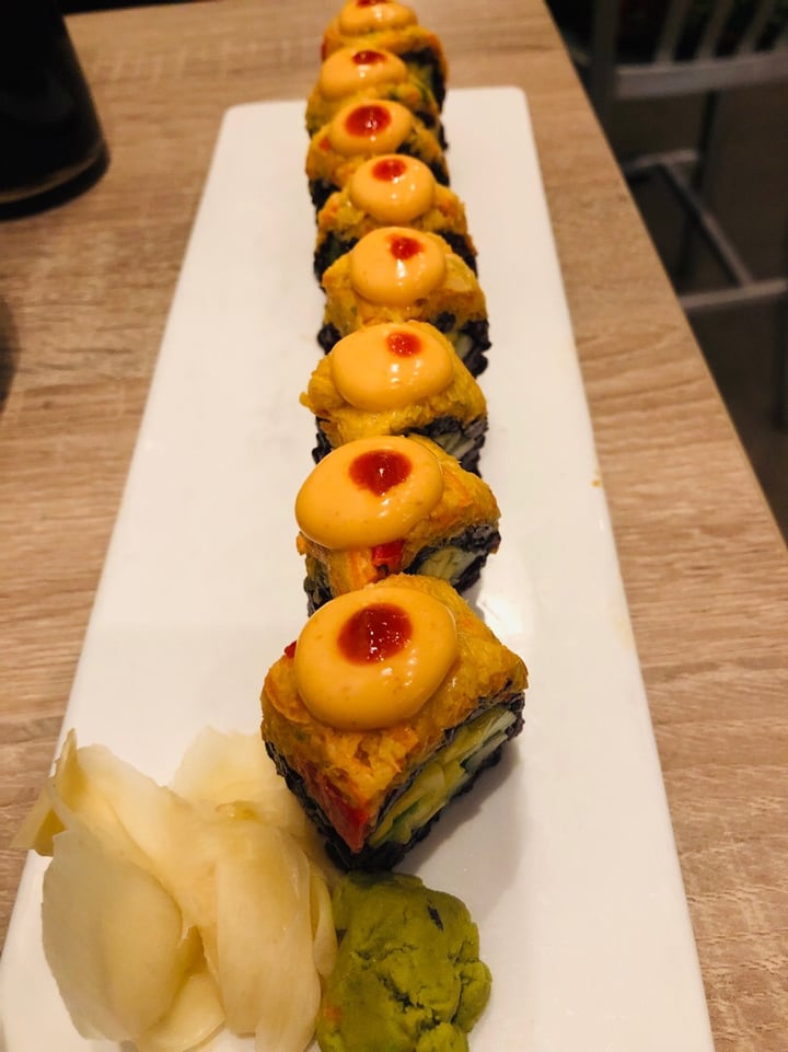 photo of Beyond Sushi (W 37th Street) Spicy Mang Sushi shared by @lonica on  08 Jun 2019 - review