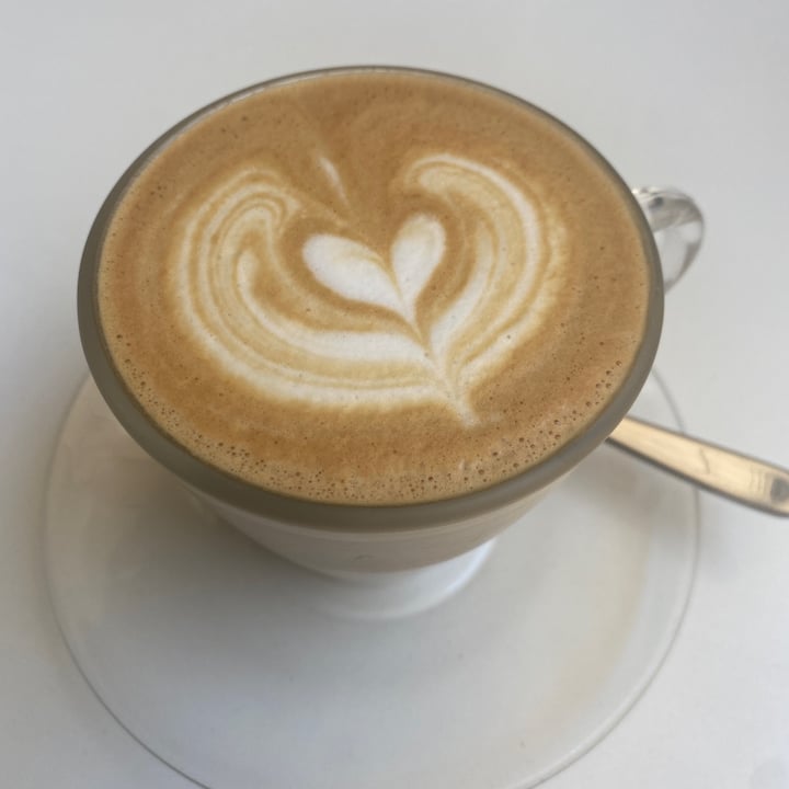 photo of Profética Café Latte shared by @thalyhdz on  20 Jun 2022 - review