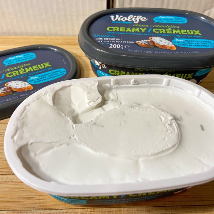 review photo of Violife Chives Creamy shared by @vbolieuv on 11 Oct 2022 - review