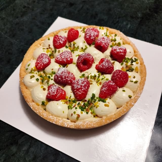 Photo of the dish “crostata con crema chantilly”