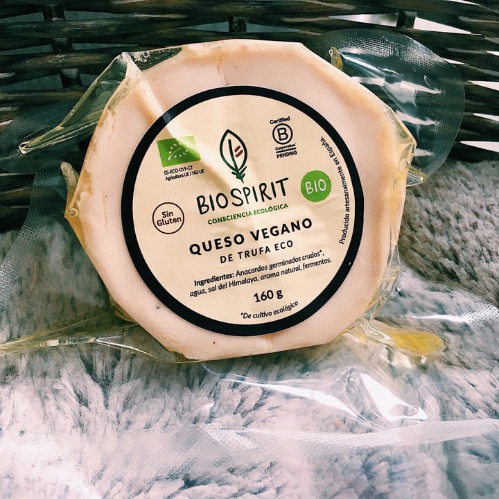 review photo of Biospirit queso vegano de trufa eco shared by @crazyoatlady on 28 Nov 2020 - review
