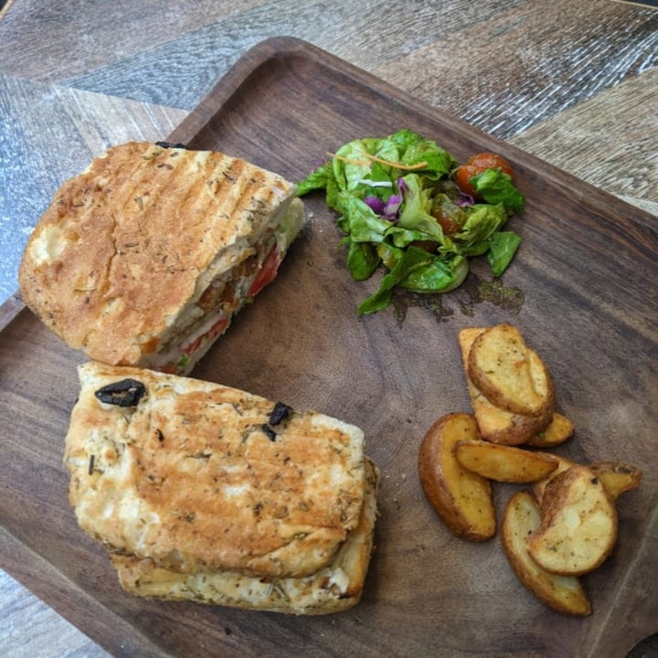 photo of Lyfe by Soul Garden Bistro Vegan PBC foccacia sandwich shared by @praveen64l on  24 Oct 2022 - review