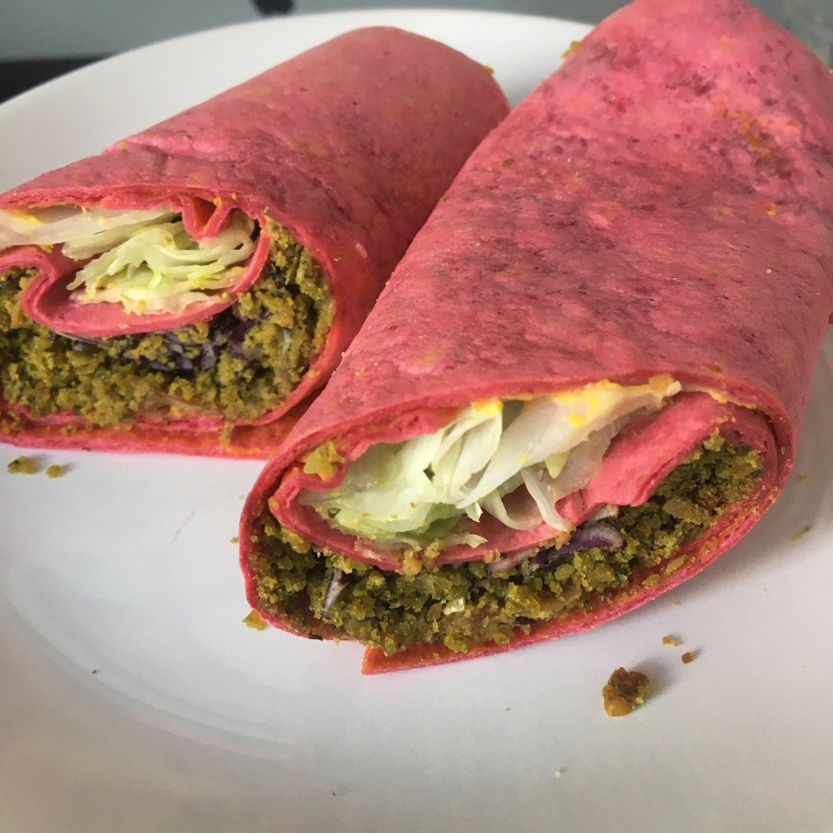 Hummus Falafel Wrap Vegan from Billa - Vegan Product Reviews & Ratings ...
