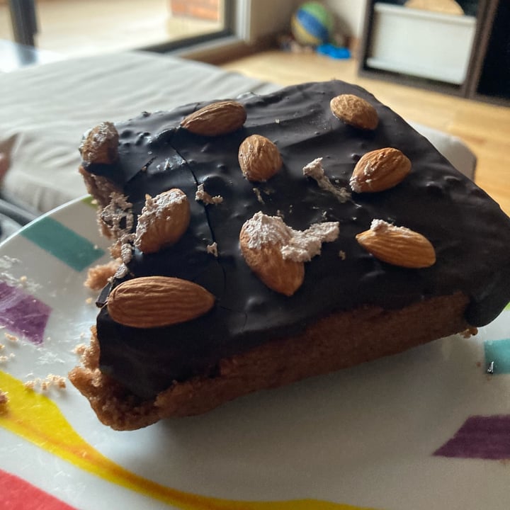 review photo of NATGEN Brownie relleno de dulce de leche cubierto de chocolate shared by @jennn505 on 21 Jan 2022 - review