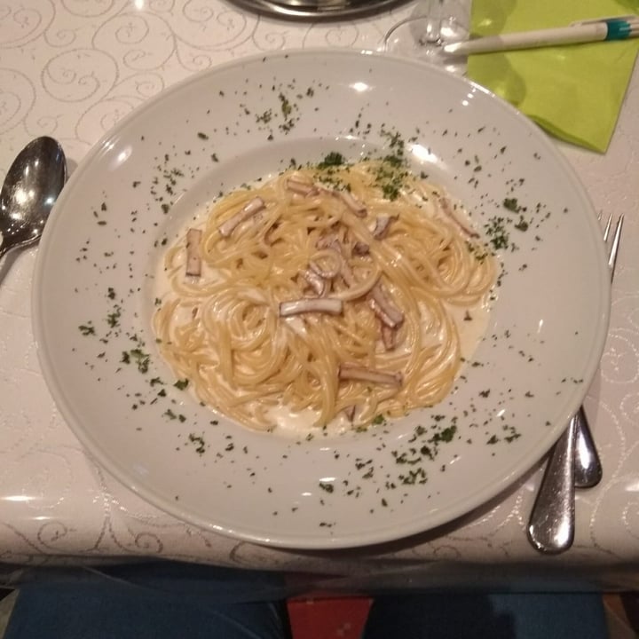 photo of Restaurant Pizzeria Ambiente Spaghetti A La Carbonara Con Tofu shared by @josehdz on  30 Nov 2020 - review
