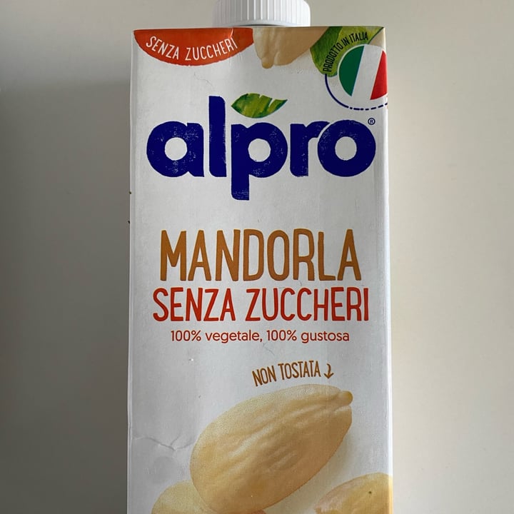 review photo of Alpro Mandorla Senza Zuccheri shared by @sole210 on 08 Apr 2022 - review