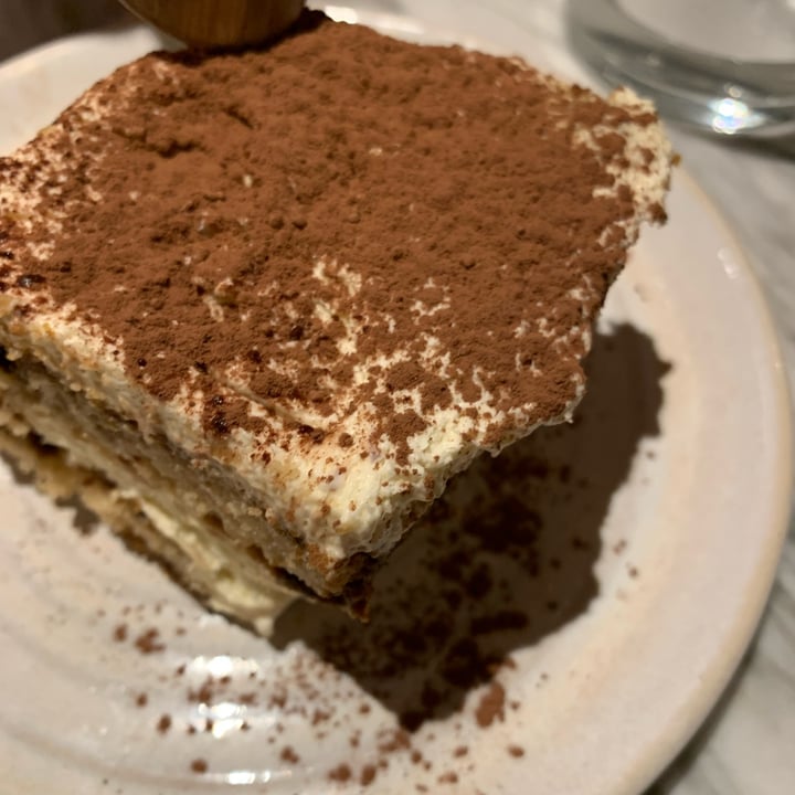 photo of Mildreds Covent Garden White Chocolate Almond Tiramisù shared by @cieffe18 on  27 Nov 2022 - review