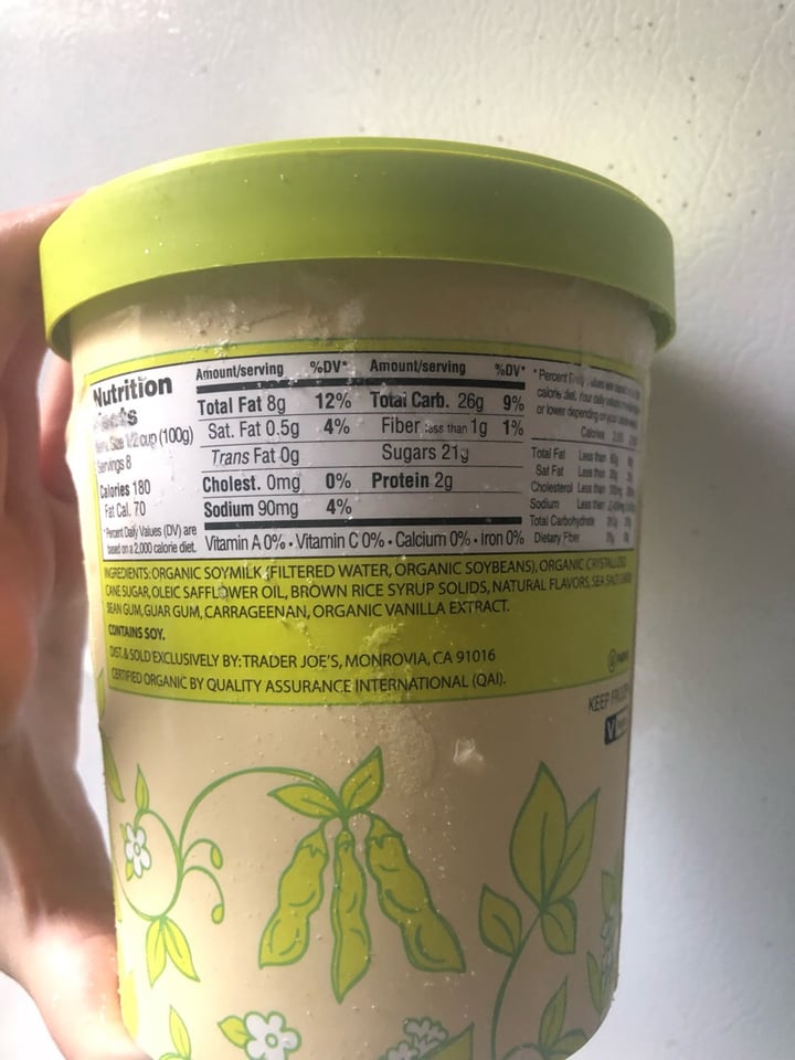 photo of Trader Joe's Soy Creamy Vanilla Ice Cream shared by @macks on  24 Nov 2019 - review