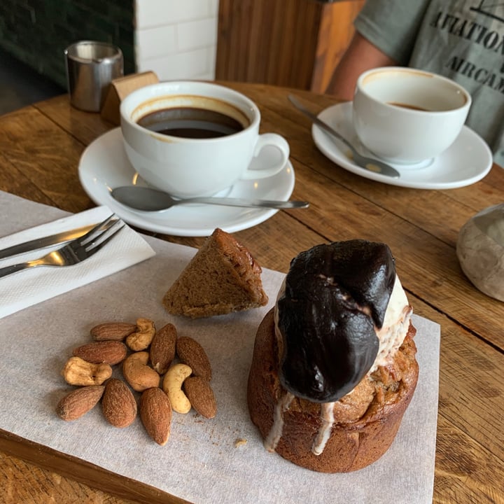 photo of Honest Chocolate Banana Bread Bunny chow shared by @angiek on  05 May 2021 - review