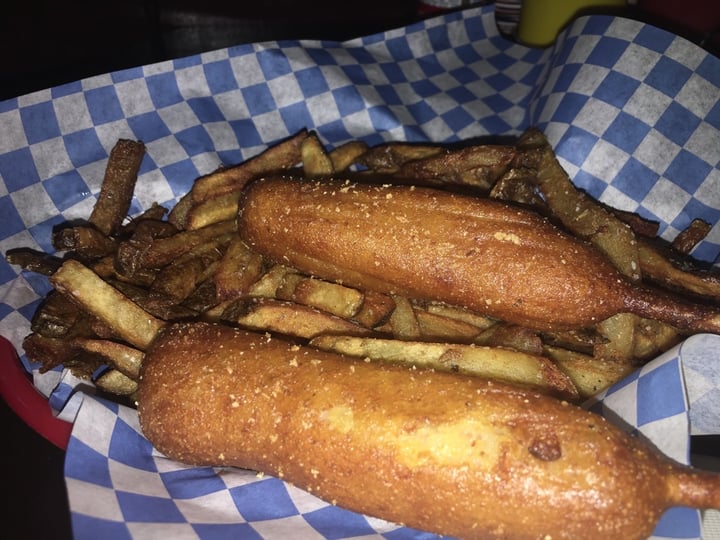 review photo of Hungry Tiger Vegan Corn Dogs shared by @yingnanensanen2017 on 22 Jan 2020 - review