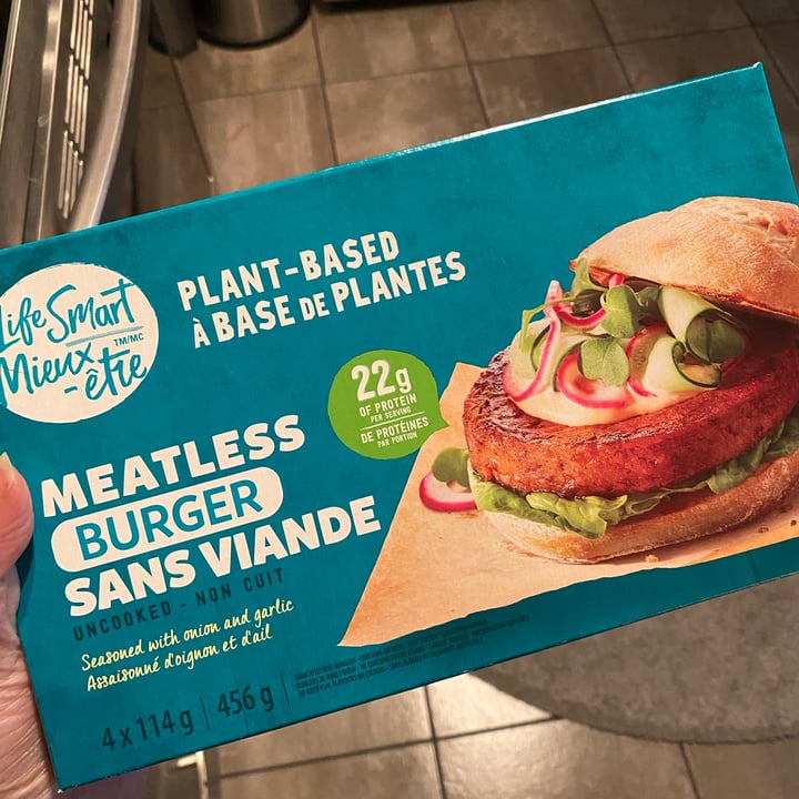 photo of Life Smart Burger sans viande shared by @dionysustainability on  07 May 2022 - review