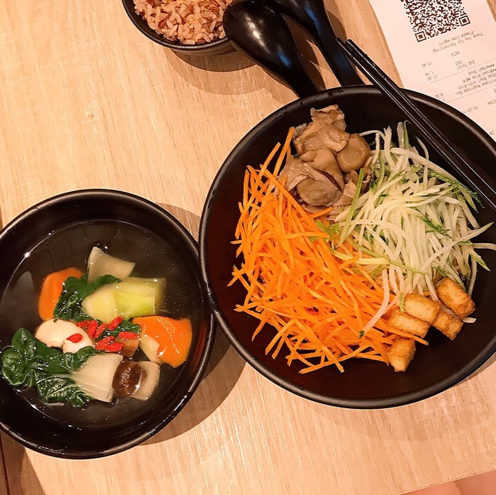 photo of Greendot Bedok Mall Shittake Mushroom Sauce Noodles shared by @earthlynlsy on  16 Mar 2019 - review