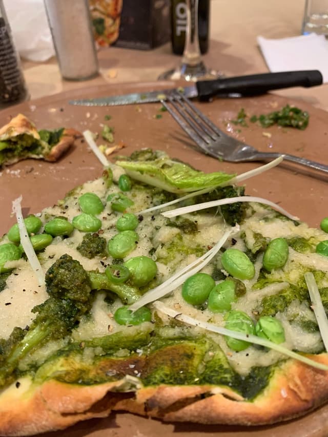 Photo of the dish “The Green Vegan Pizza”