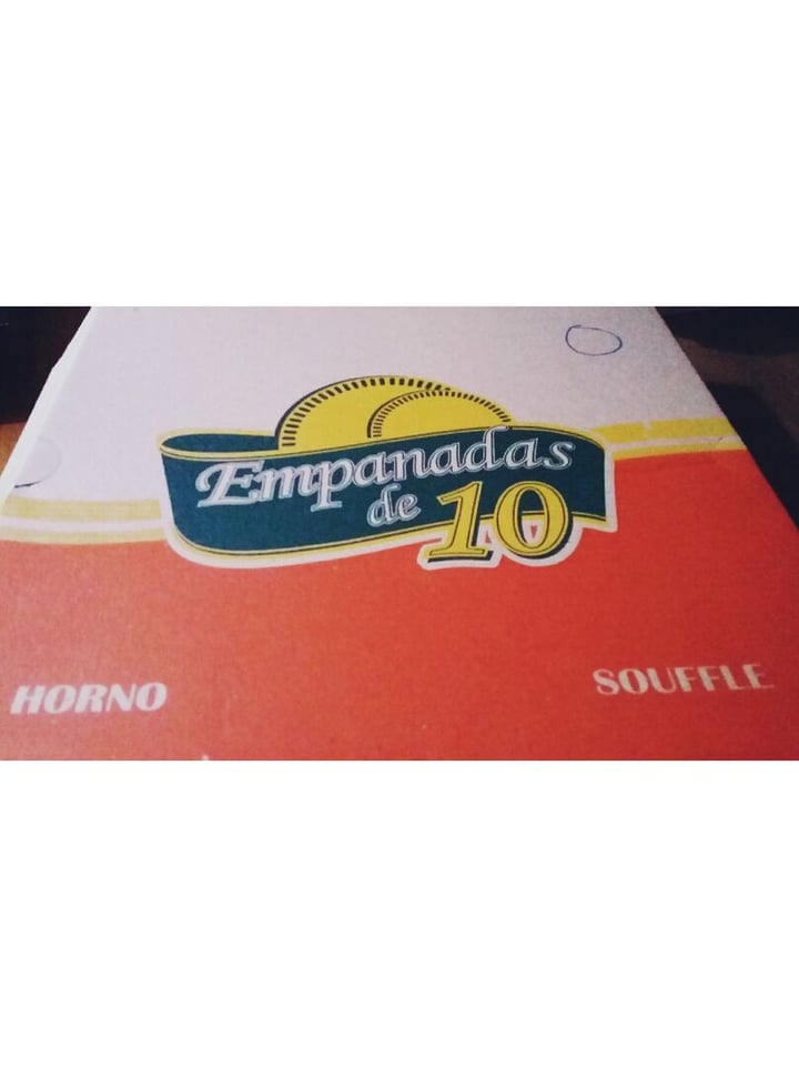 photo of Empanadas de 10 Pizza Muzzarella Empanadas De 10 shared by @lihuenaillen on  26 Feb 2020 - review