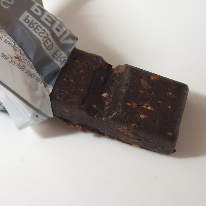 photo of Marks & Spencer Food (M&S) Peanut and chocolate chip pressed bar shared by @cytan21 on  04 Dec 2022 - review