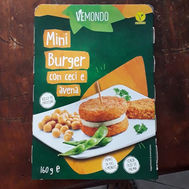 photo of Vemondo Mini Burger con Ceci e Avena shared by @moky on  05 Jun 2022 - review