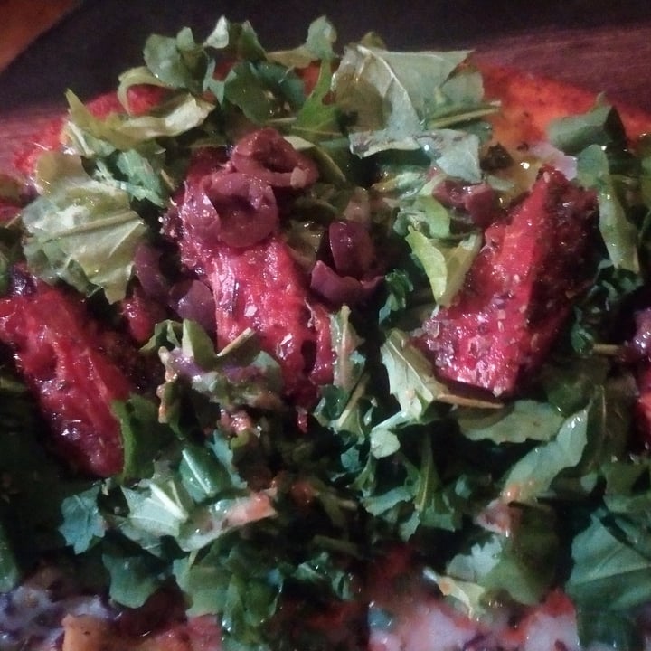 review photo of Barrio Brujo Pizza de rúcula shared by @soyfeminati on 30 Aug 2021 - review