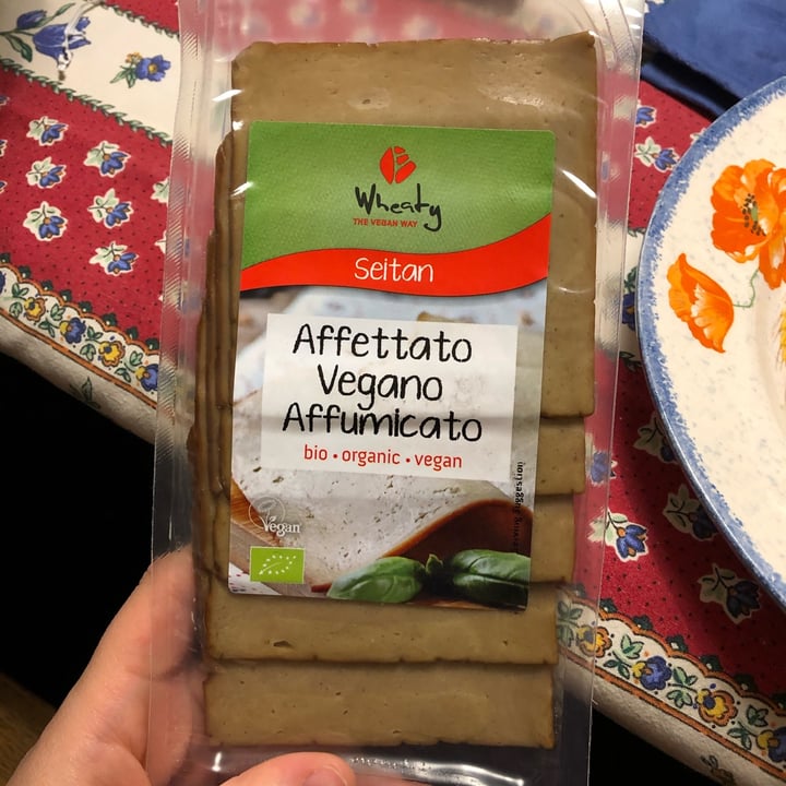 photo of Wheaty Affettato Vegano Affumicato shared by @camil1a on  05 Dec 2021 - review