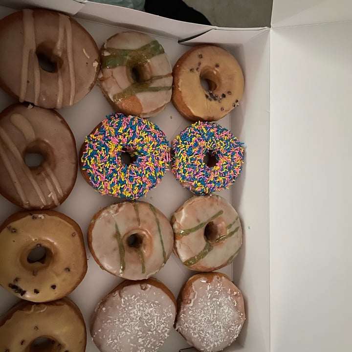 photo of Hoopla Donuts - Calgary Place Vegan Doughnuts shared by @beckislovesyou on  08 Jun 2022 - review