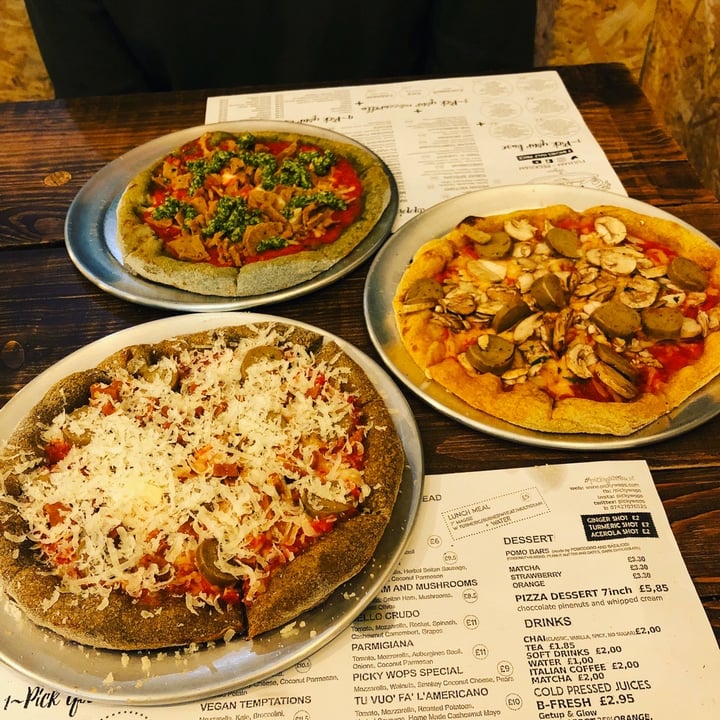 photo of Picky Wops Brick Lane bbq chickn pizza shared by @dawnsie on  04 Apr 2020 - review